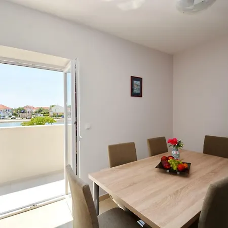 King Apartman Nin