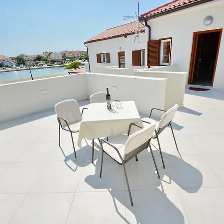 Apartman King Nin