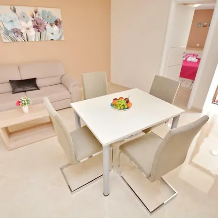 Apartman King *